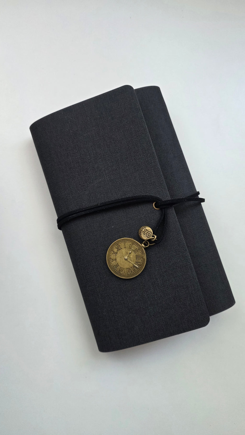 Notebook with clock ⏰️