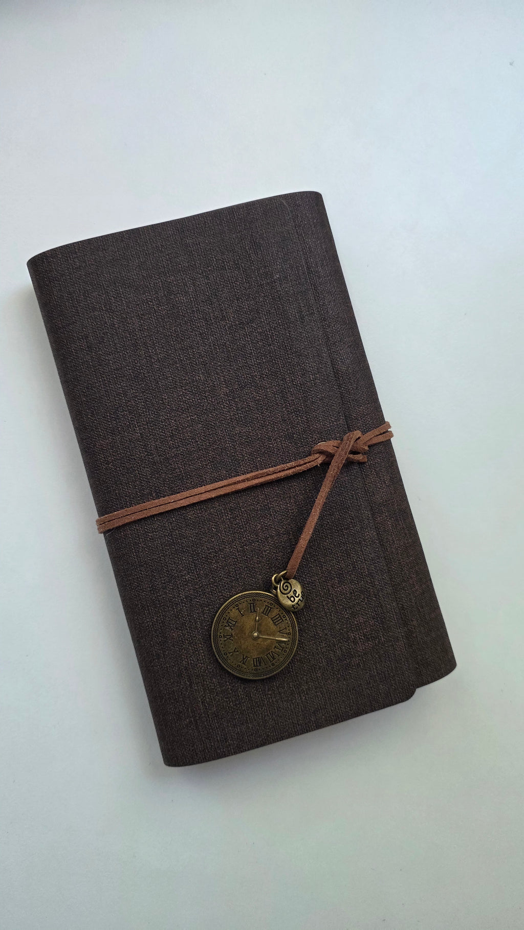 Notebook with clock ⏰️