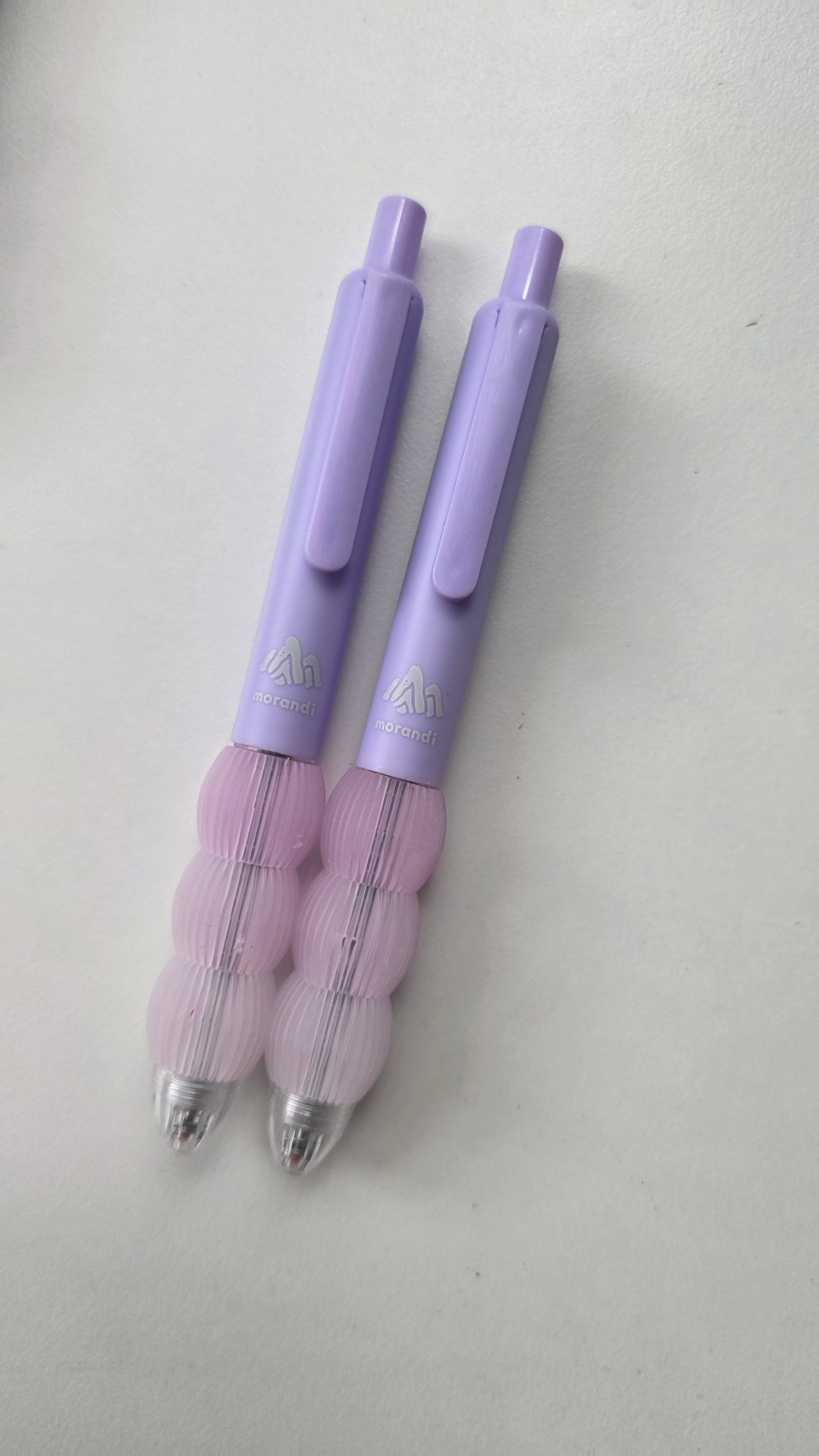 Morandi pen
