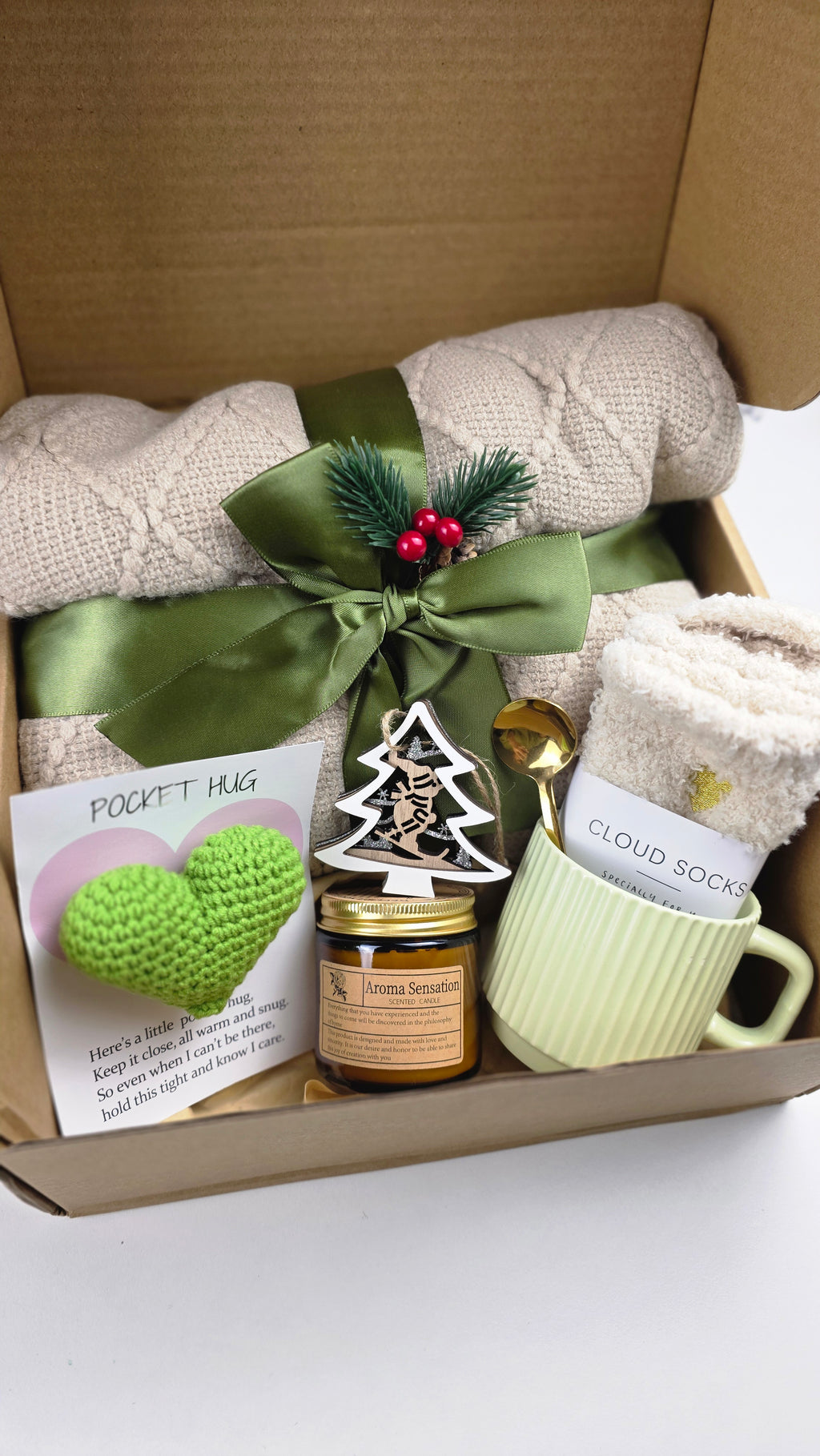 Evergreen Embrace | Cozy Christmas