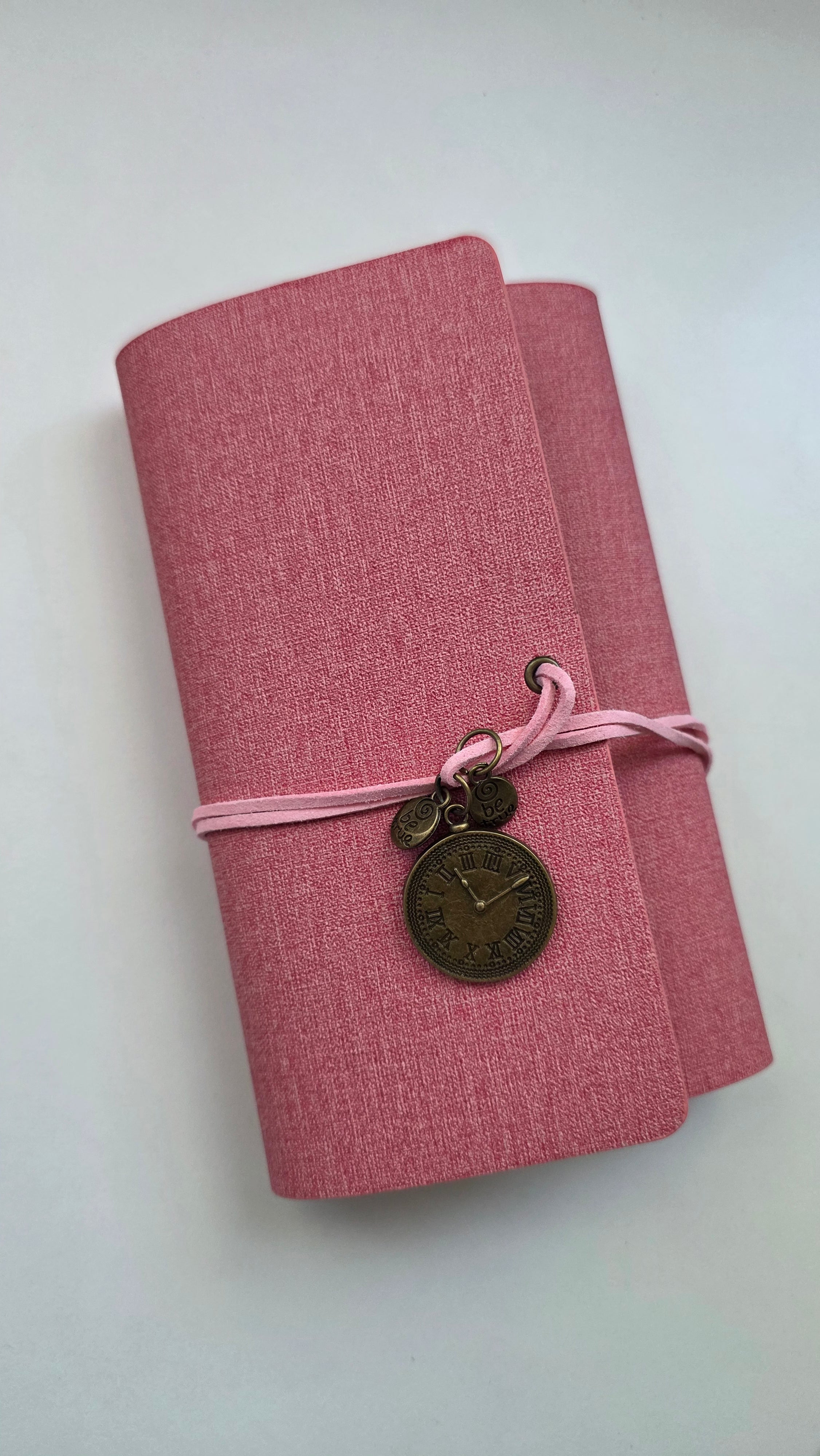 Notebook with clock ⏰️