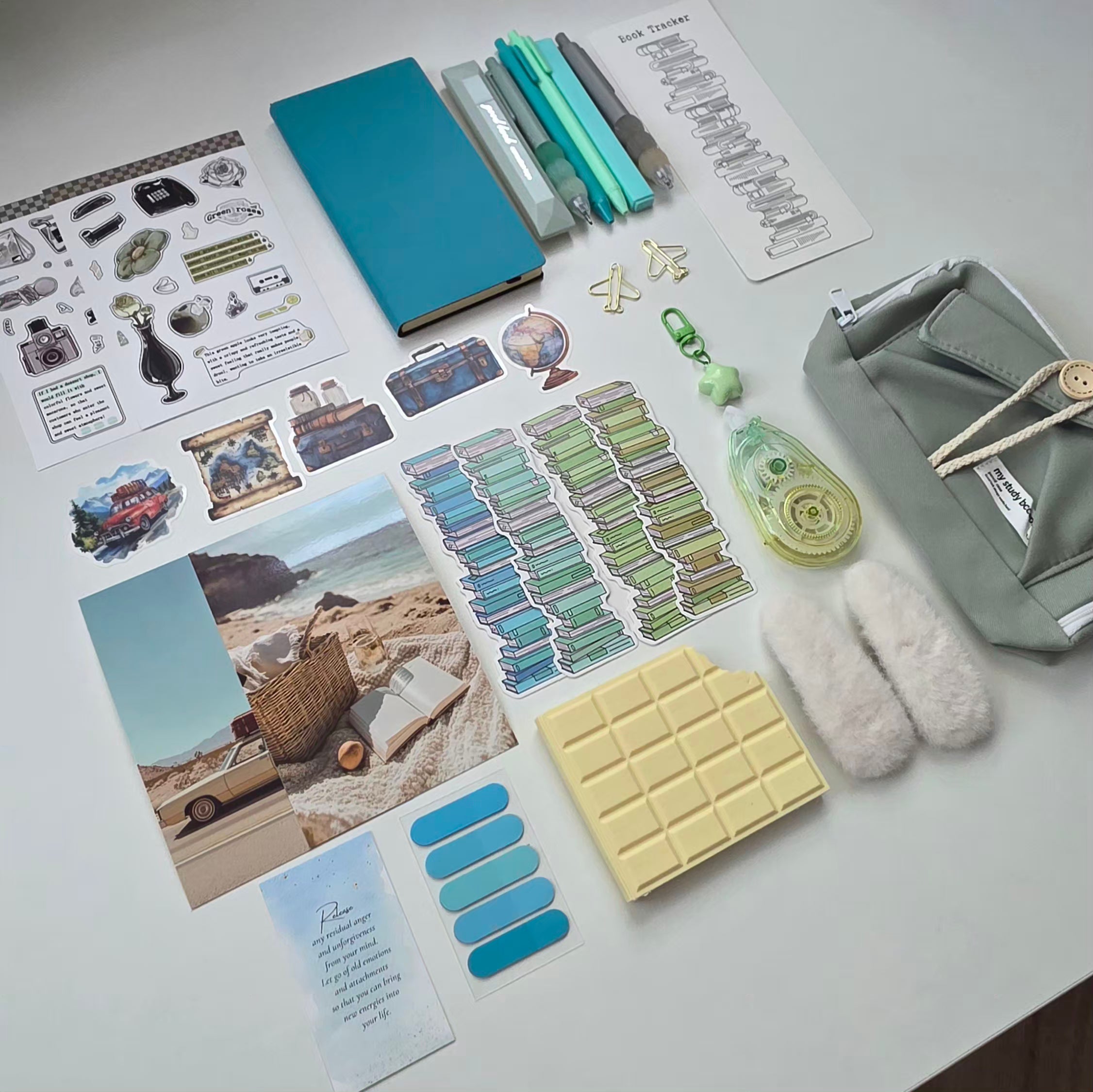 Blue Lagoon Desk Set🐋